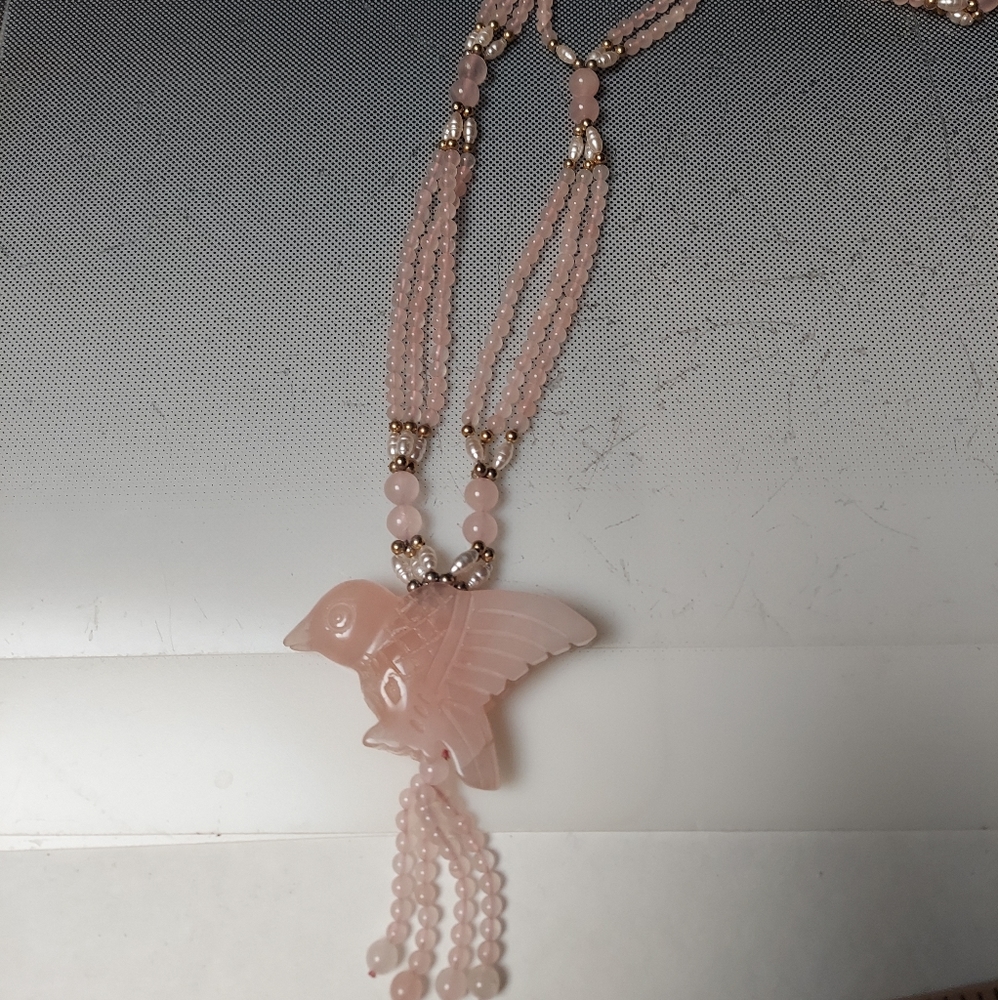 ROSE QUARTZ MCM BEAD NECKLACE BIRD PENDANT 70S